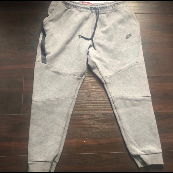 Nike Tech ✅ 🔥 Sweatpant Pant Jogger Sz. 2XL - Picture 3 of 3